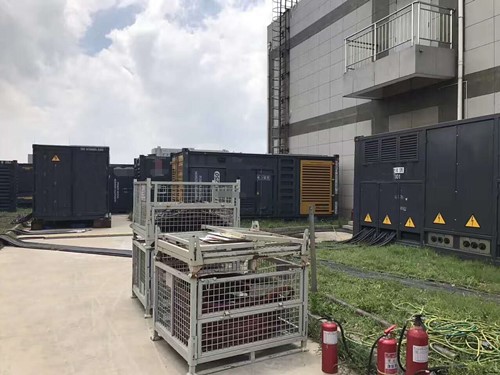 福贡除了定期检查，还有哪些方法可以及时发现接触式转速表探头的磨损？